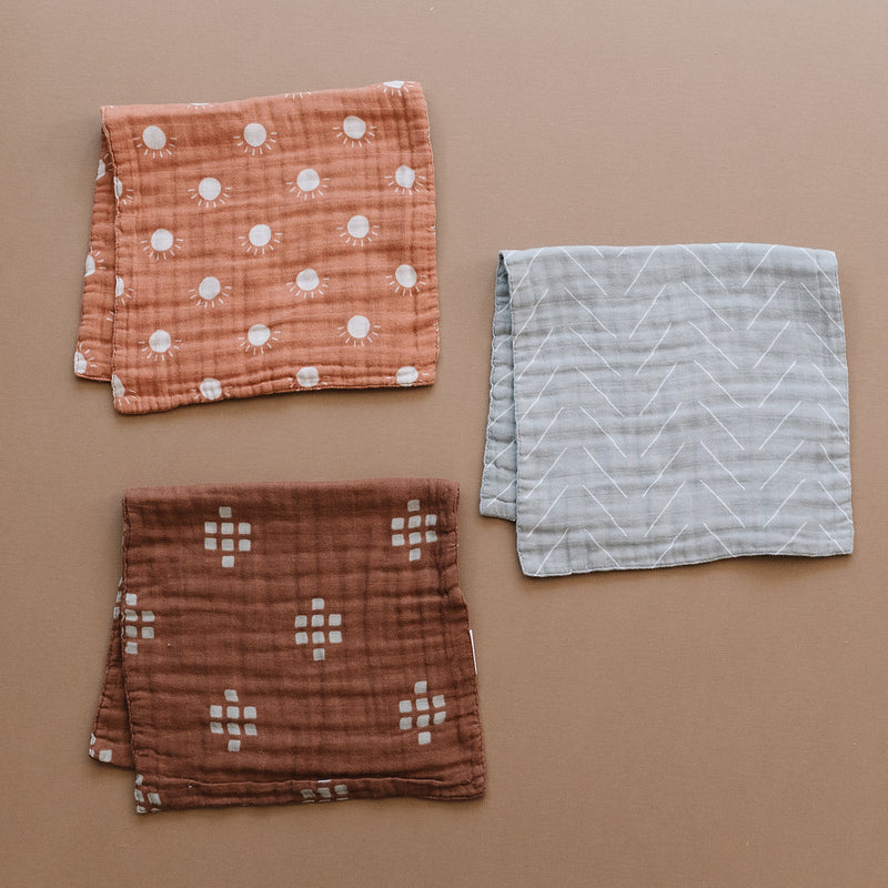 Chestnut textile Burp Cloth