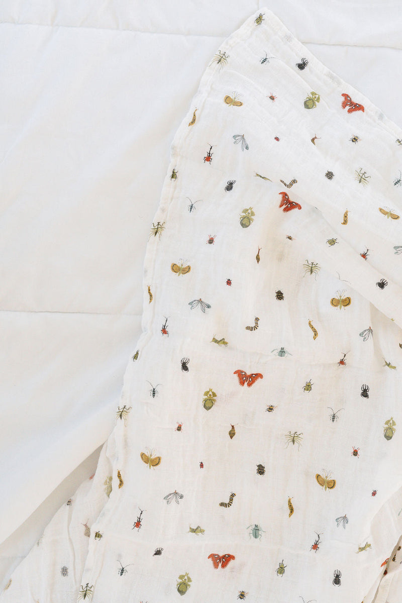 Cutie Crawlies Swaddle
