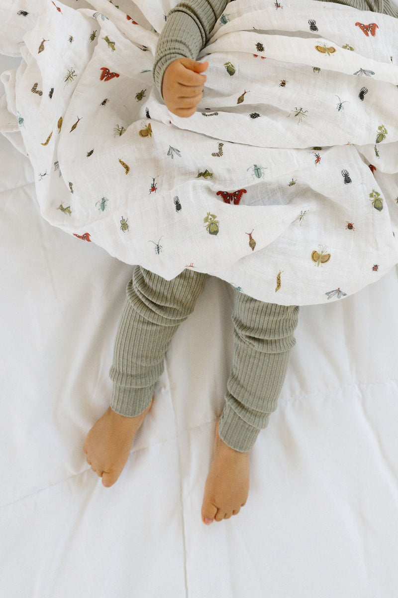 Cutie Crawlies Swaddle