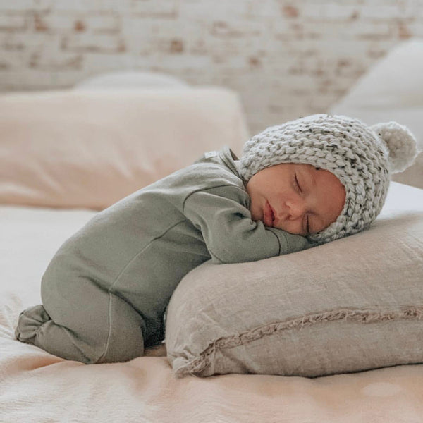 Oatmeal Knit Pom Bonnet