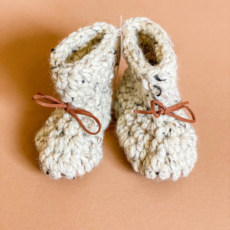 Hand Knit Baby Booties - Oatmeal